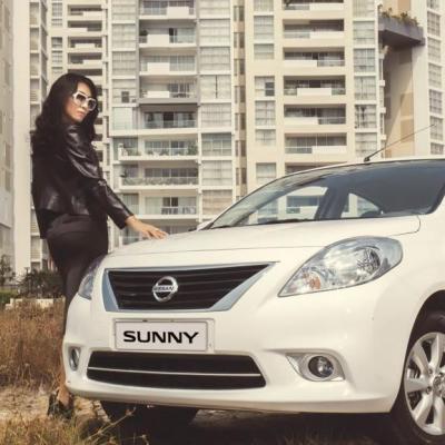NISSAN SUNNY XV 2017